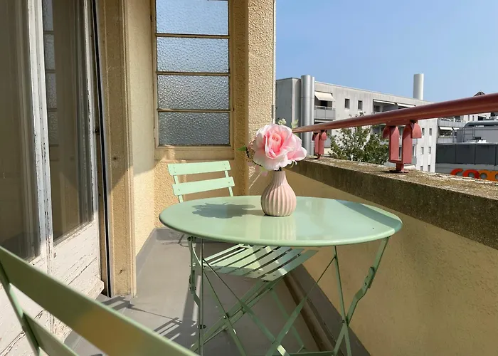 Elegant & Ensoleille شقة لوزان